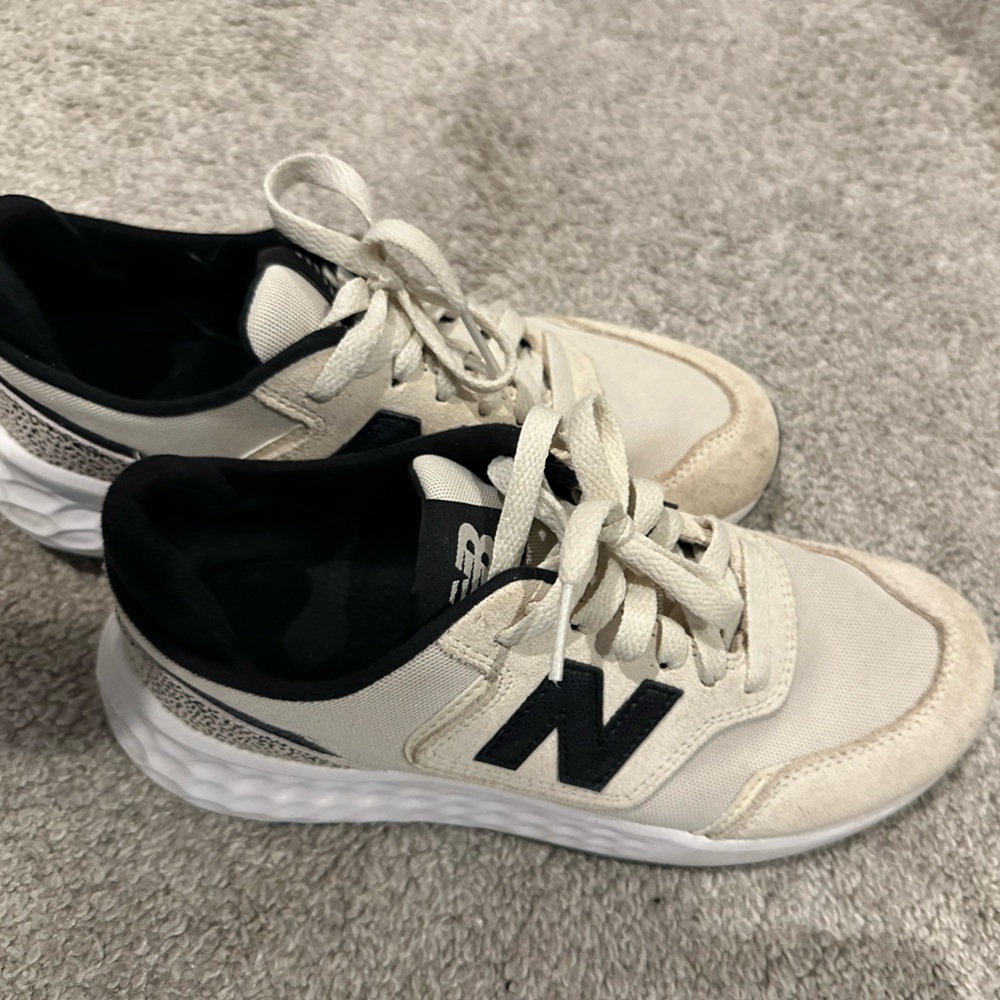 New balance women’s shoes